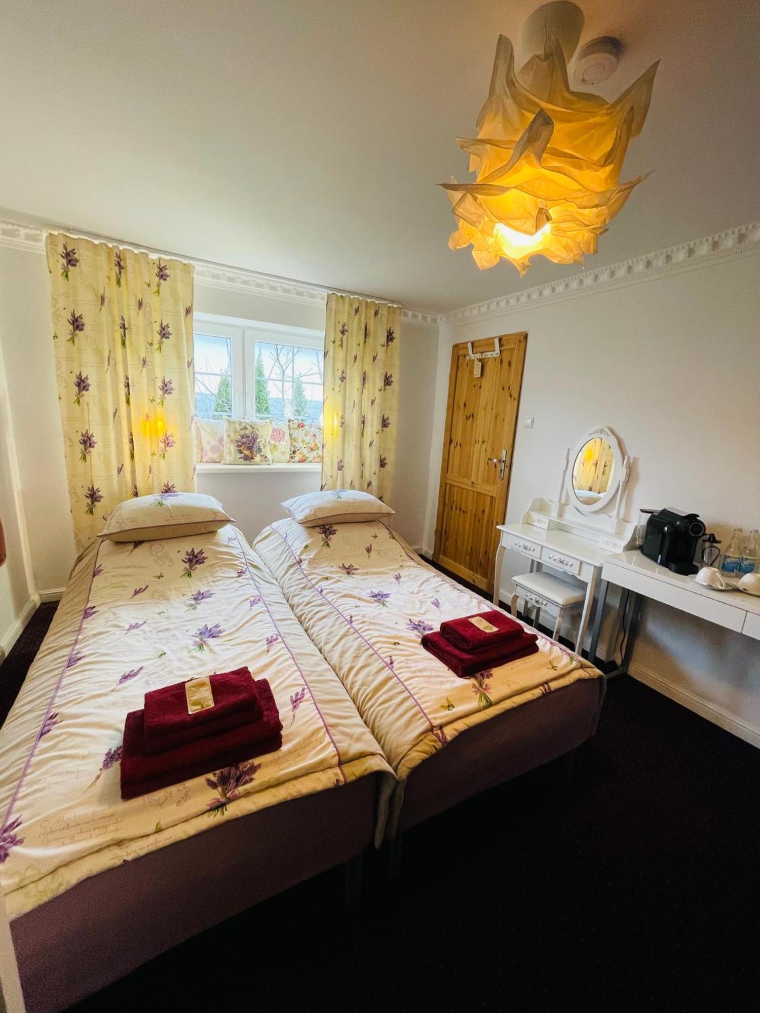 K&B Residence Jarosław Buitenkant foto