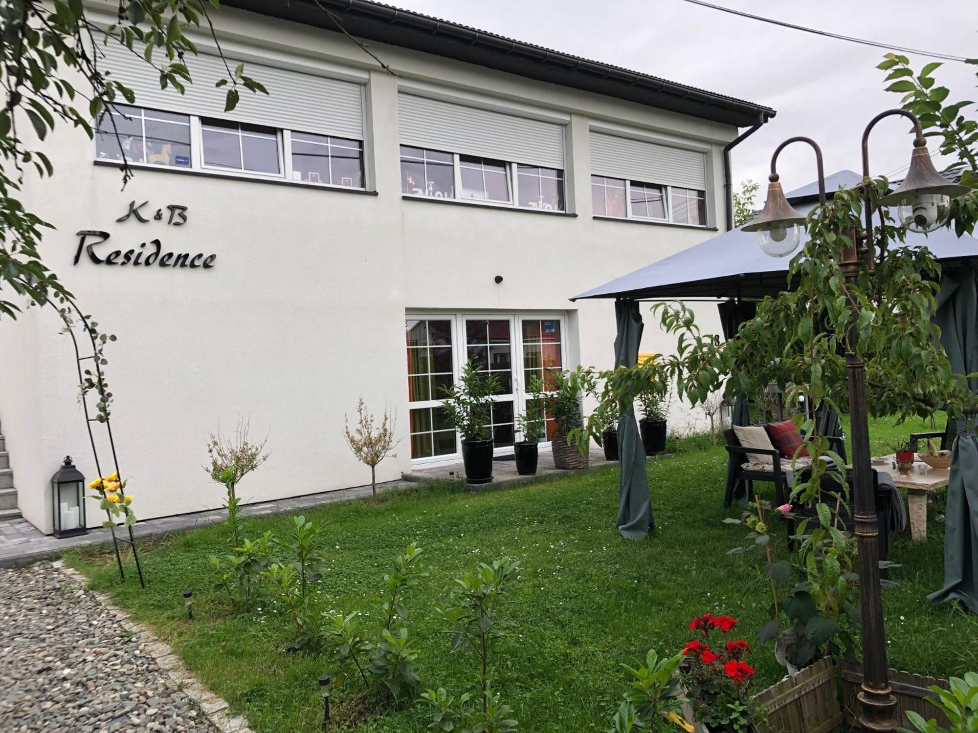 K&B Residence Jarosław Buitenkant foto